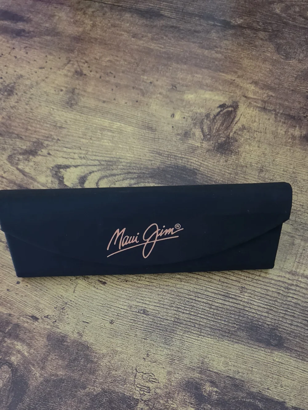 Maui Jim Black Sunglasses Case with Light Blue Lens Cloth